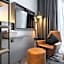 Holiday Inn - the niu, Charly Frankfurt City By IHG