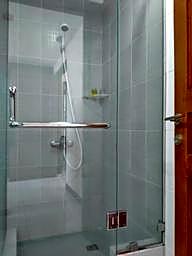 Dermaga Keluarga Hotel