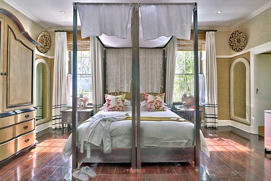 Hout Bay Manor