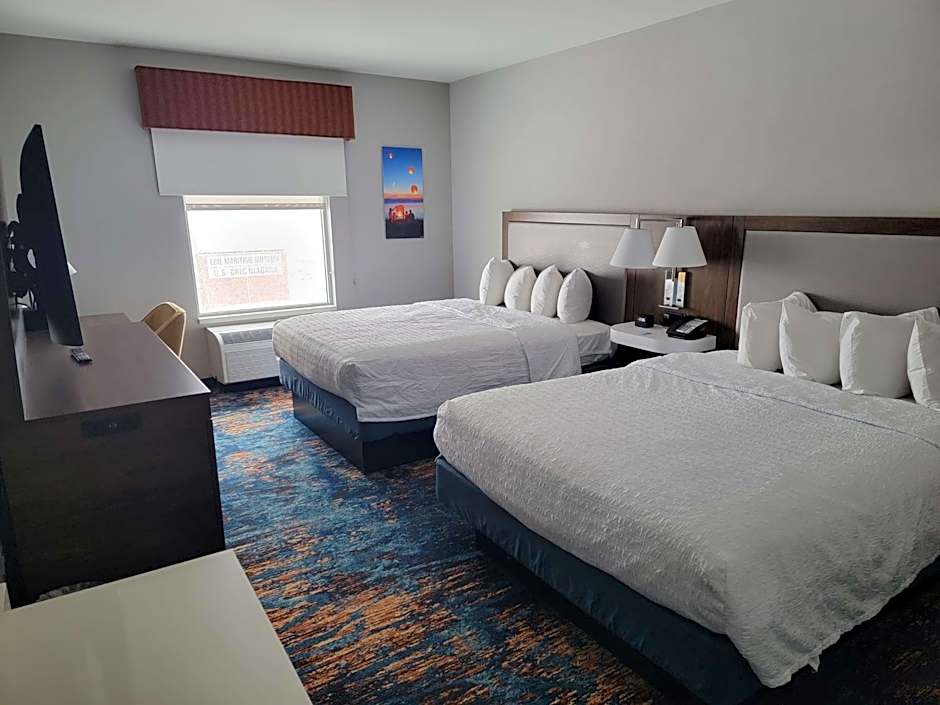 Hampton Inn By Hilton & Suites Erie/Bayfront, PA