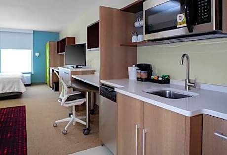 1Queen Hearing Accessible Studio Suite Nosmok