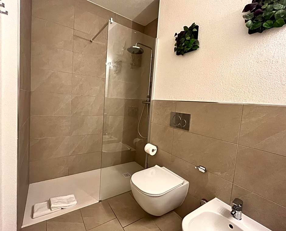 Lugano Center GuestHouse