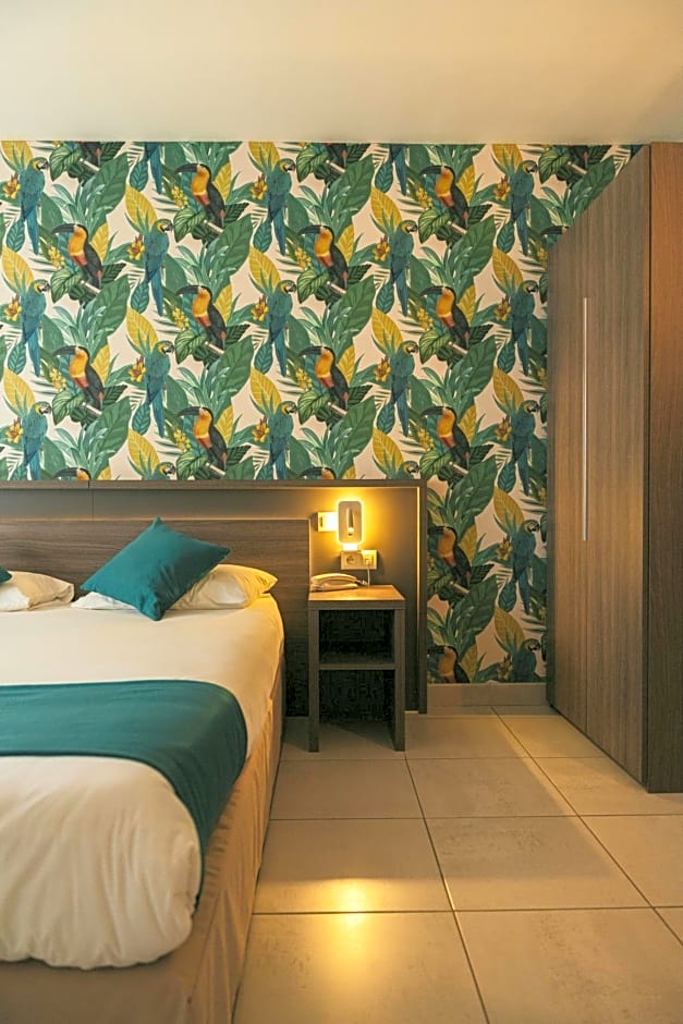 Holidays & Work HOTEL