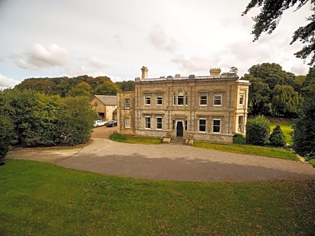 Cleatham Hall