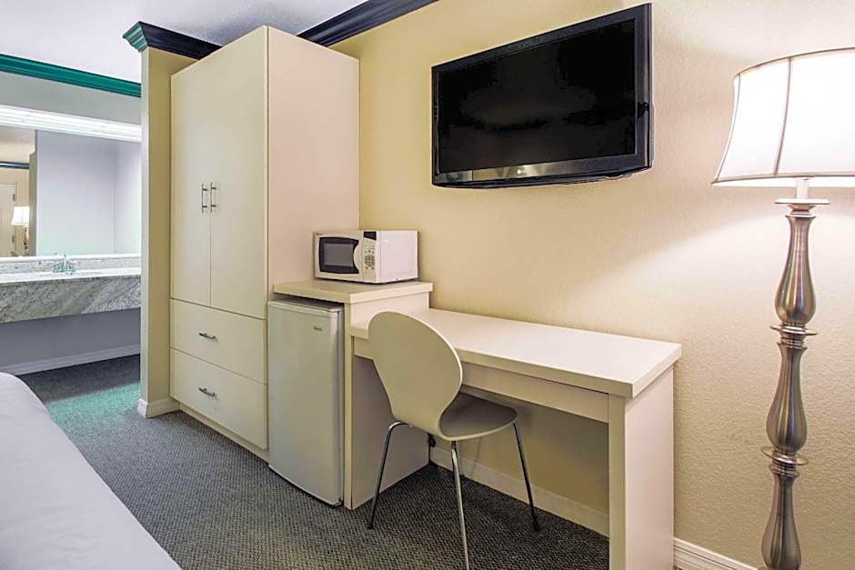 Quality Inn Clermont West Kissimmee