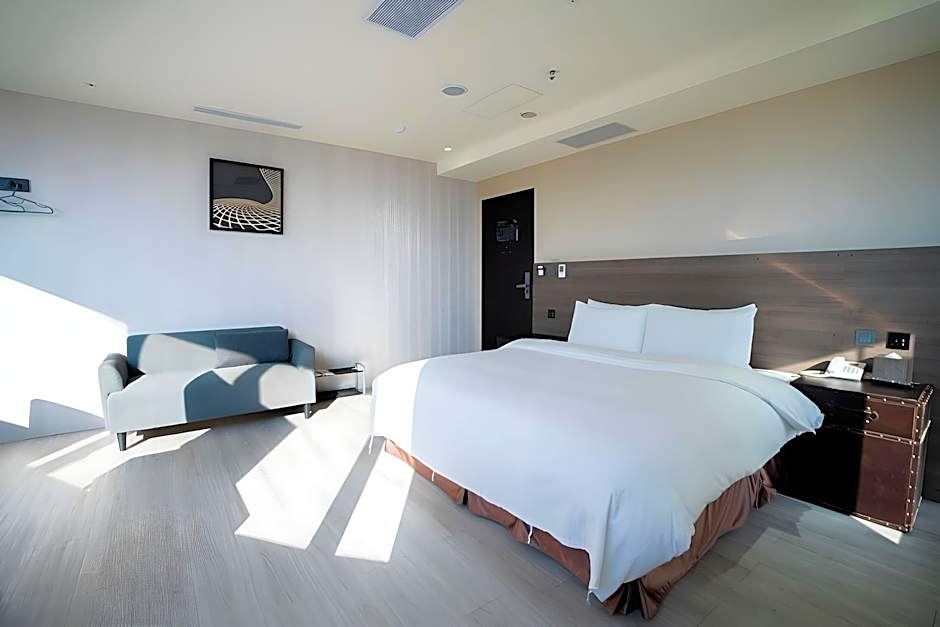 Jungli Le Midi Hotel