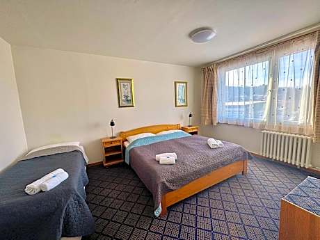 Standard Double Suite