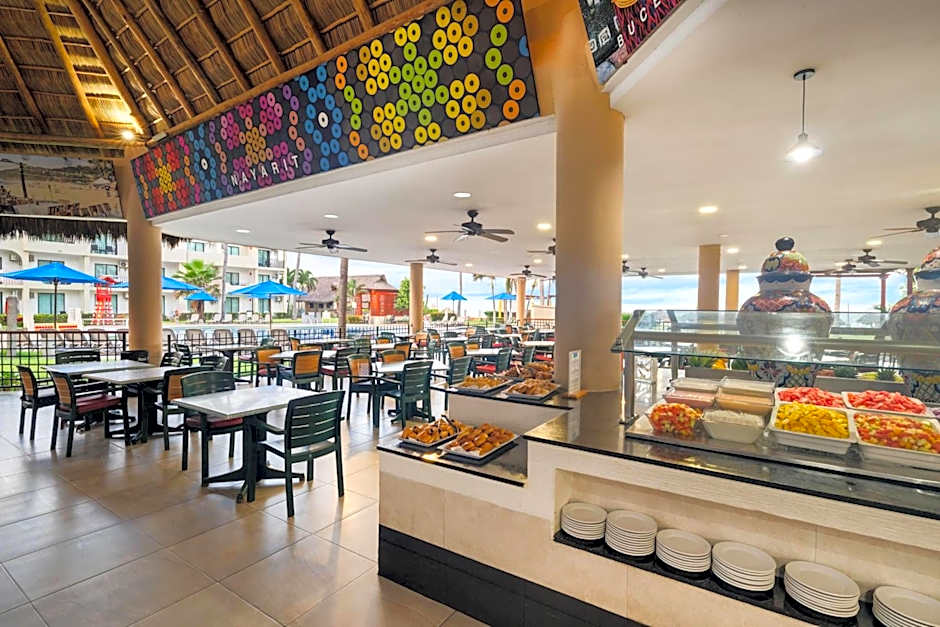 Grand Decameron Complex Bucerias, A Trademark All-Inclusive Resort