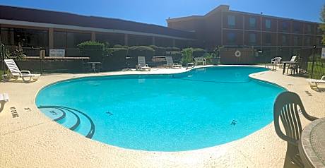 Executive Inn