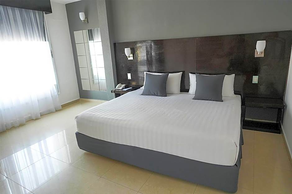 Days Inn by Wyndham Minatitlan