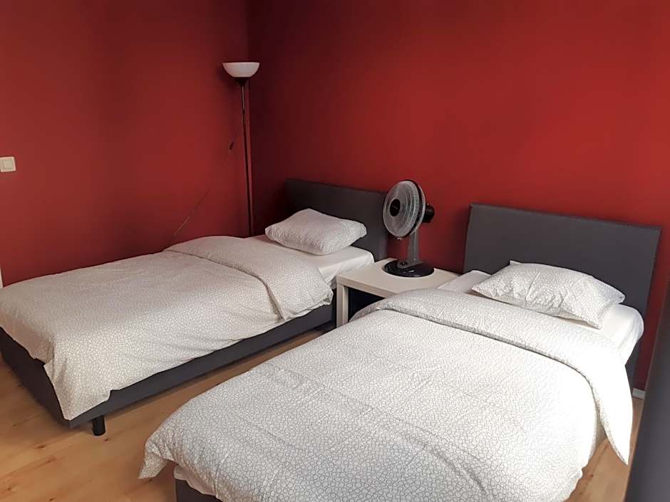 Rentbynight Aparthotel