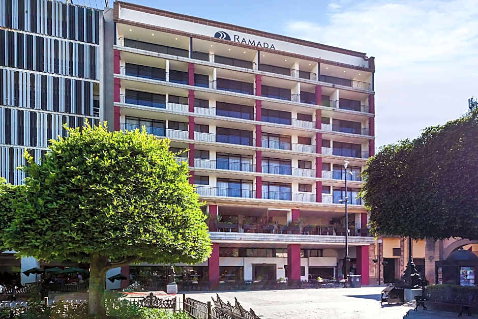 Ramada Plaza by Wyndham Leon
