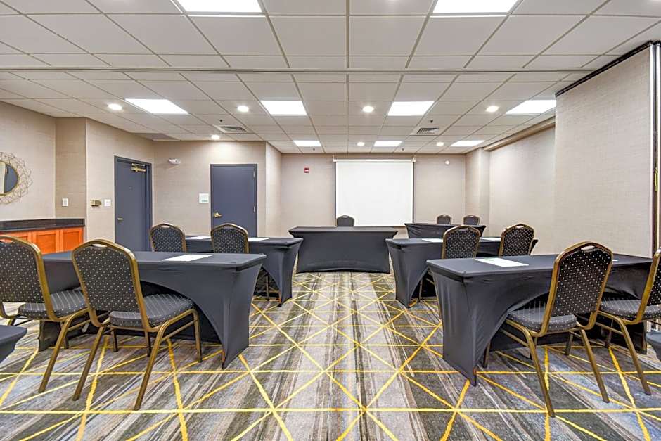 Holiday Inn- Allentown I-78 and Rt. 222 By IHG