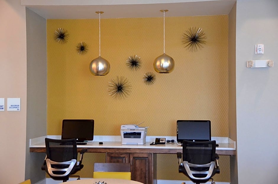 Holiday Inn Express & Suites Albany By IHG