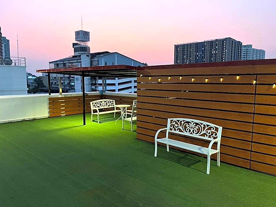 Sunset Residence Pinklao