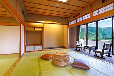 Superior Japanese-Style-Room 24 sqm - Indoor Bath - Non-Smoking
