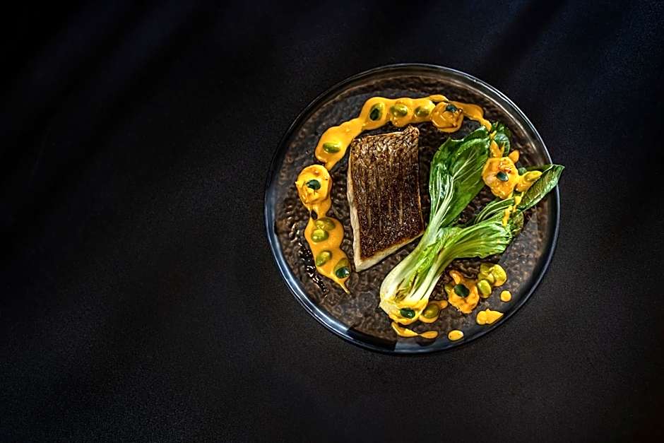 Lone Hotel by Maistra Collection