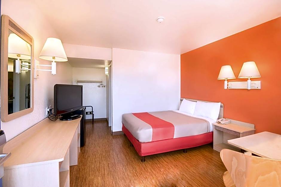 Motel 6-Pendleton, OR