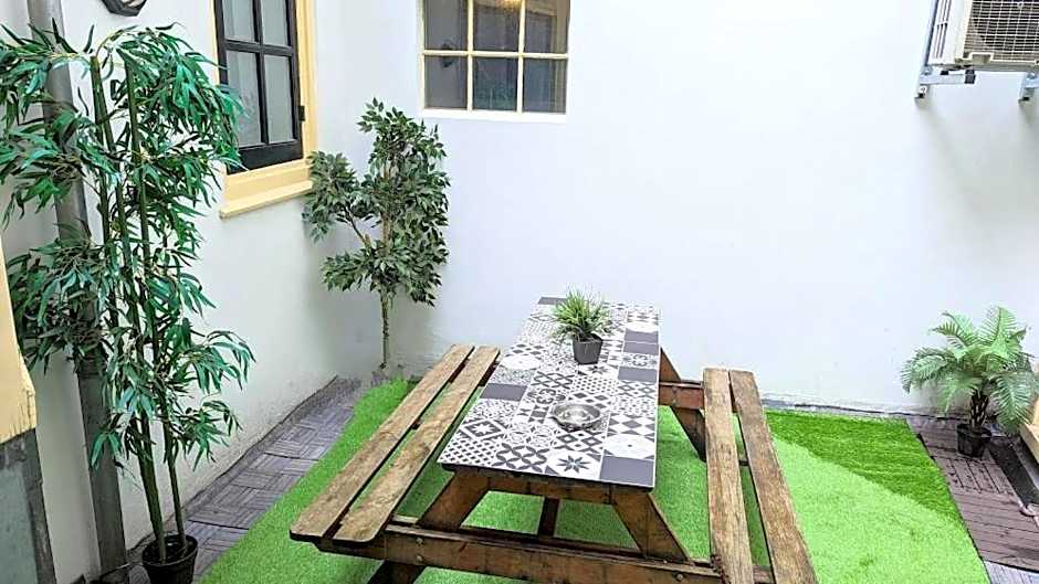 The Amsterdam Hotel Apartment in the Center