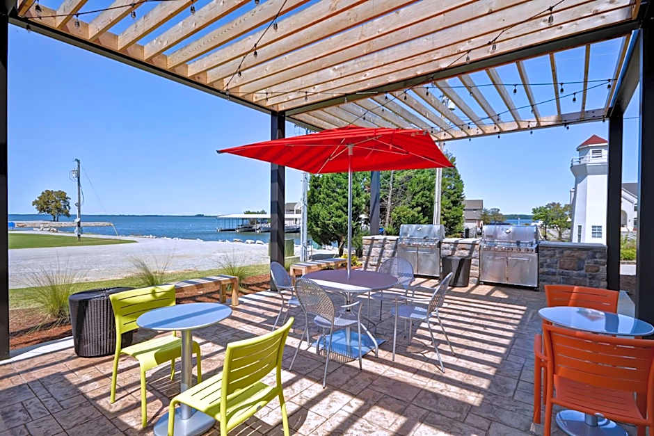 Home2 Suites by Hilton Decatur Ingalls Harbor