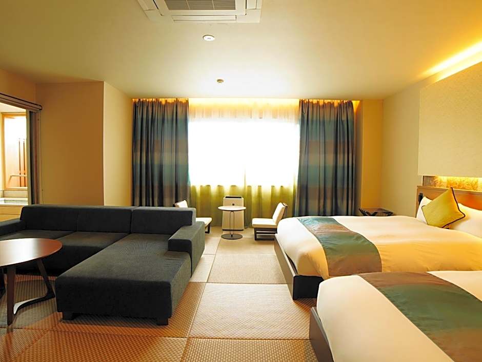 Photo 1 of 5 of Junior Suite