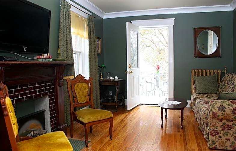 Wakamow Heights Bed and Breakfast