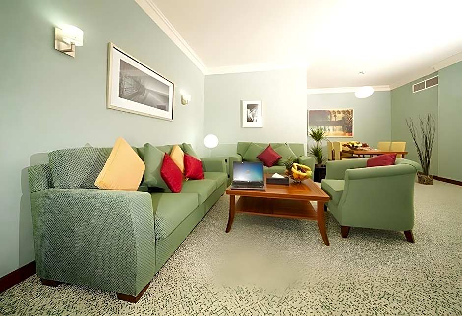 City Seasons Al Hamra Hotel