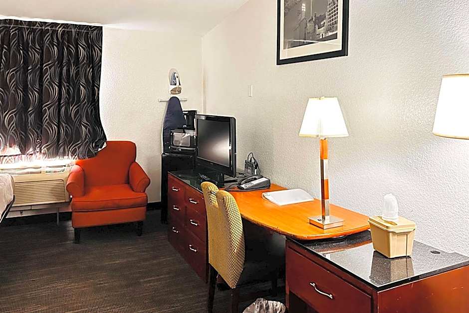 Quality Inn St. Paul-Minneapolis-Midway
