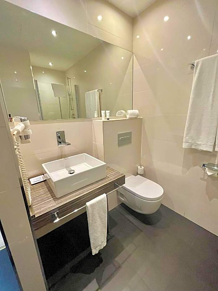 Air Rooms Madrid Airport by Premium Traveller