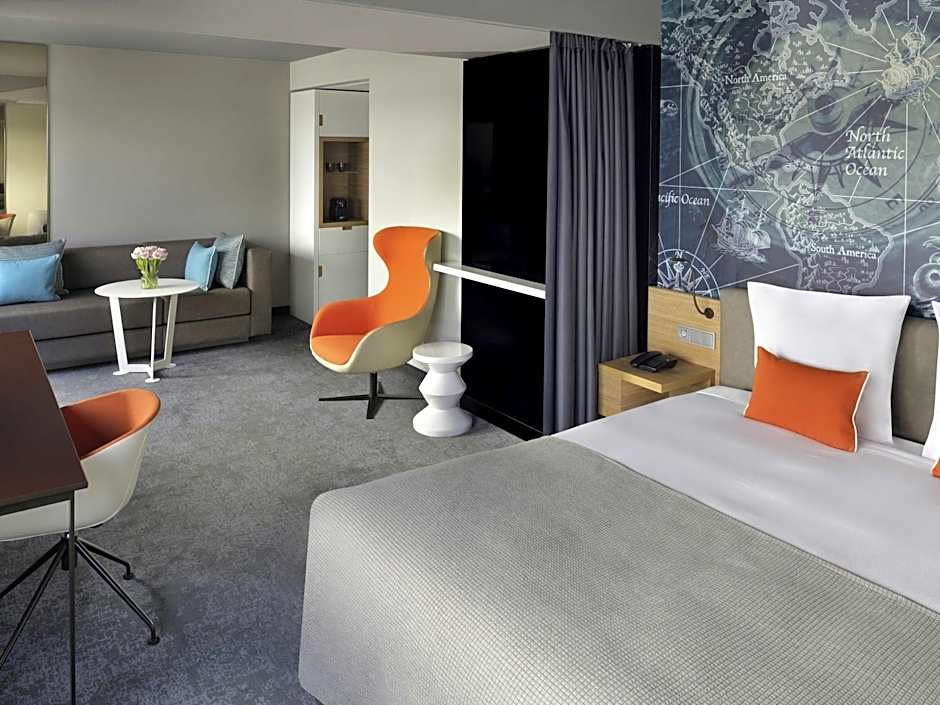 Mövenpick Hotel Amsterdam City Centre
