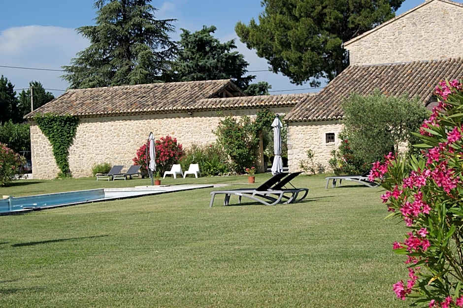 Mas En Pierres Dans Le Luberon – Robion, UT