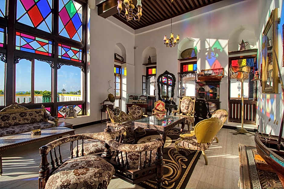 Tembo House Hotel