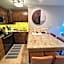 NEW! Marriott Slope View Ski & Summer Luxury Studio Sleeps 4 Full kitchen, Amenities & Paid Parking