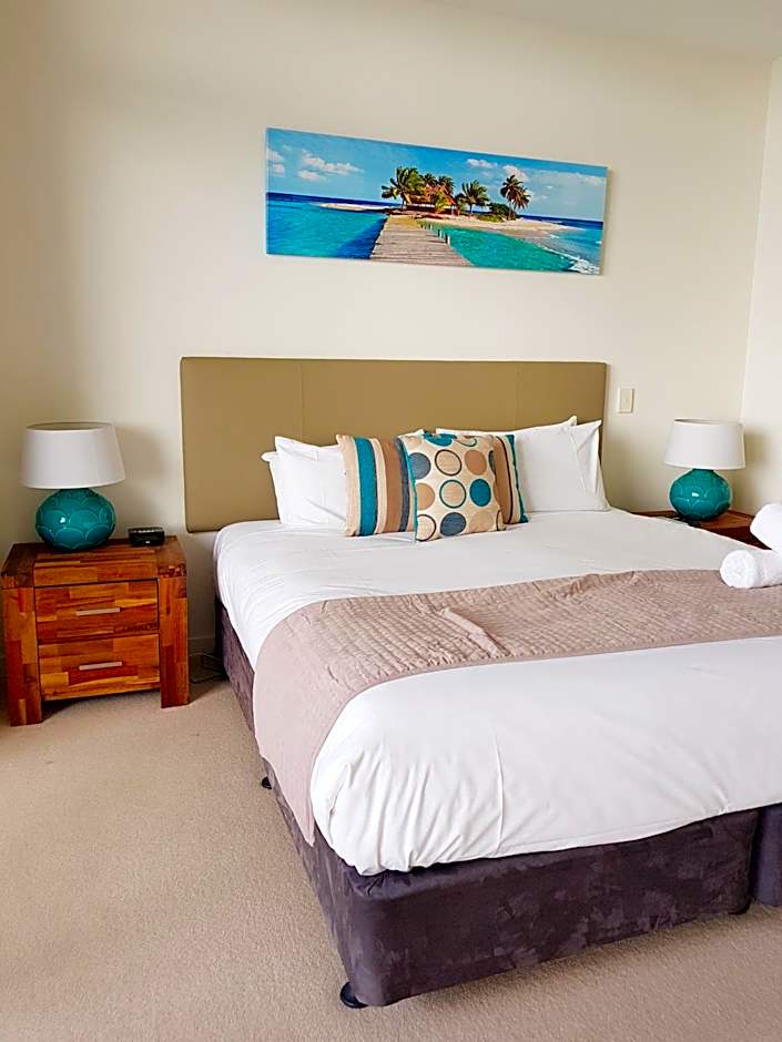 Photo 1 of 14 of 1 Bedroom Apartment, Ocean View