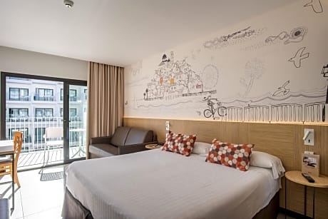 Premier Triple Room with side Sea View (2 adults + 1 Child)
