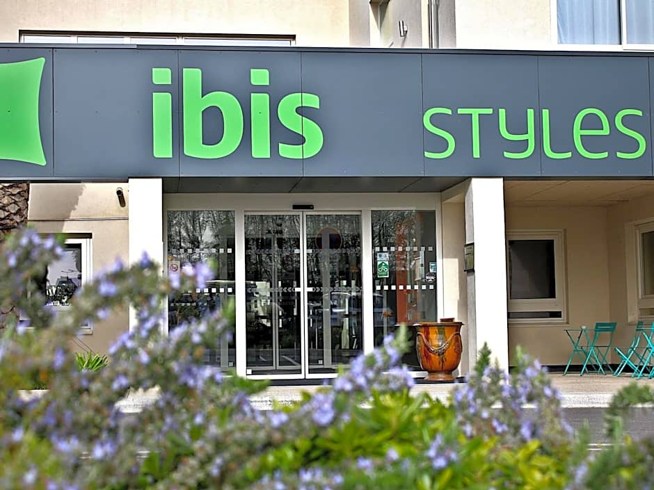 Ibis Styles Avignon Sud Hotel