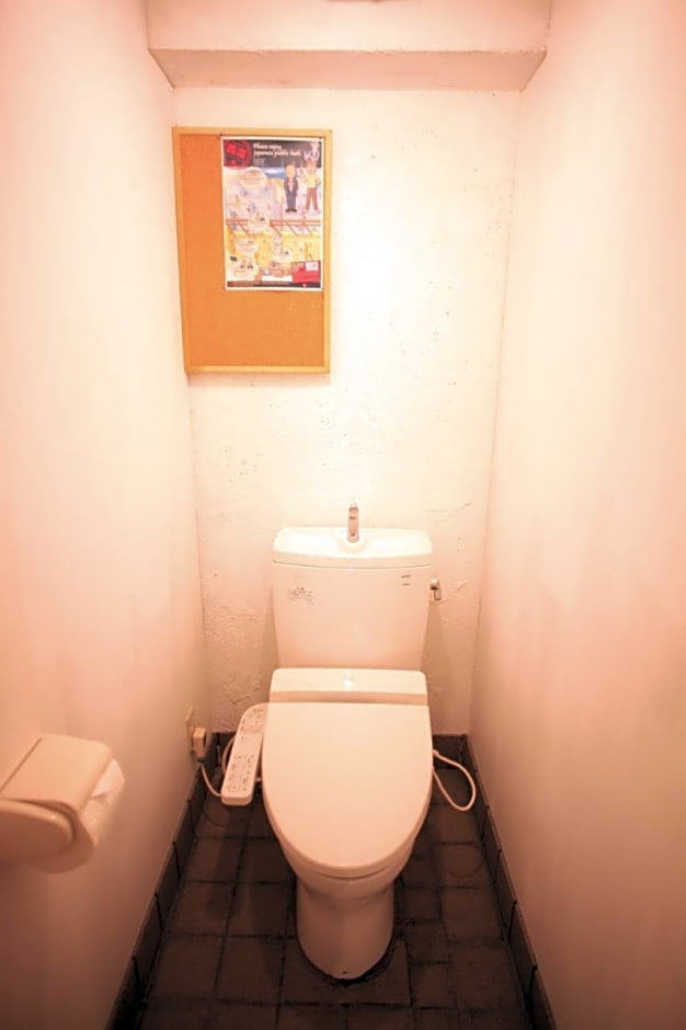 Base Inn Komagome Tokyo