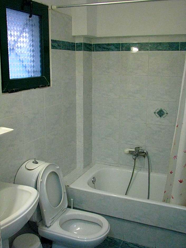 UMBRELLA BEACH APARTMENTs