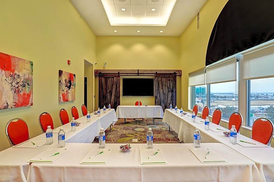 Holiday Inn Mississauga Toronto West By IHG