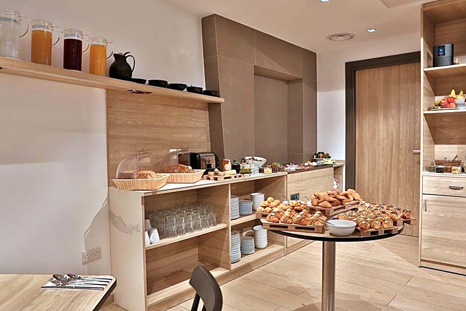 Ivy Hotel - Adults Only