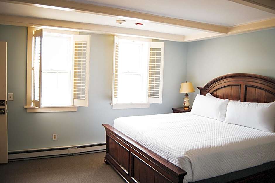 The General Stanton Inn