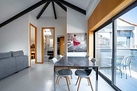 One-Bedroom Apartment with Terrace