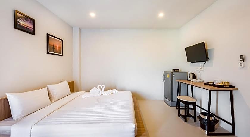 Phuket Marine Poshtel
