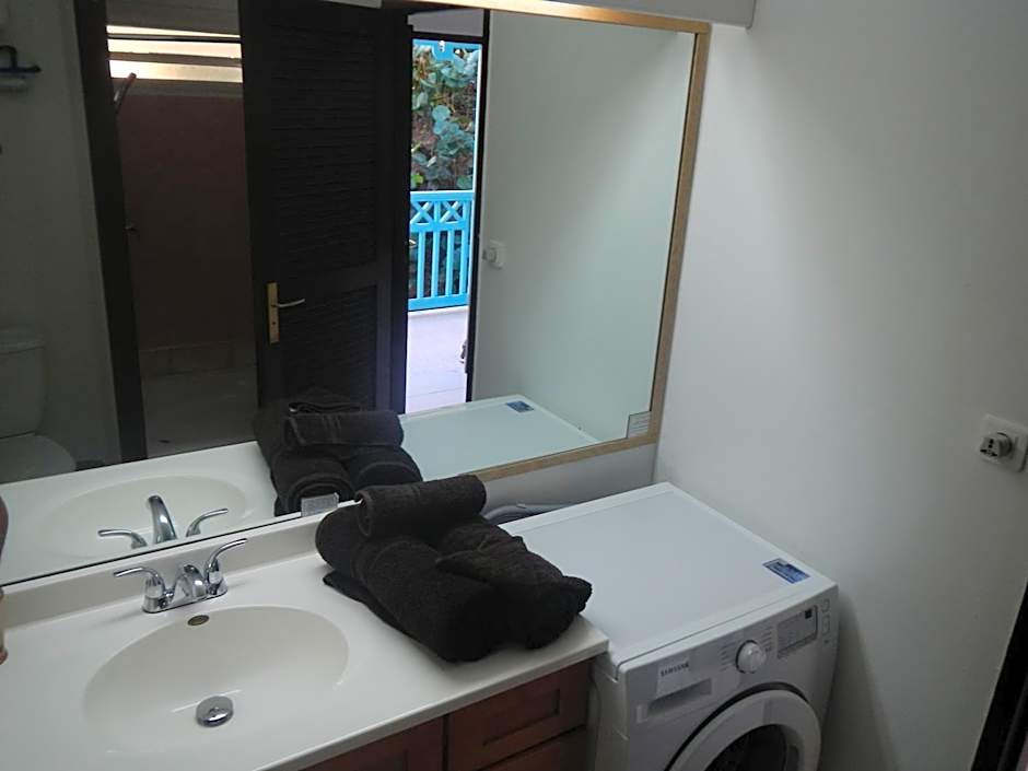 Orient Bay Beach Studio