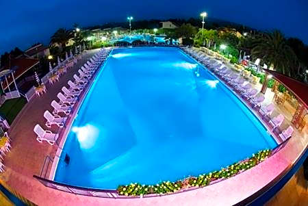 Villaggio Hotel Club La Pace