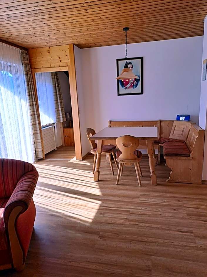Haus Moni