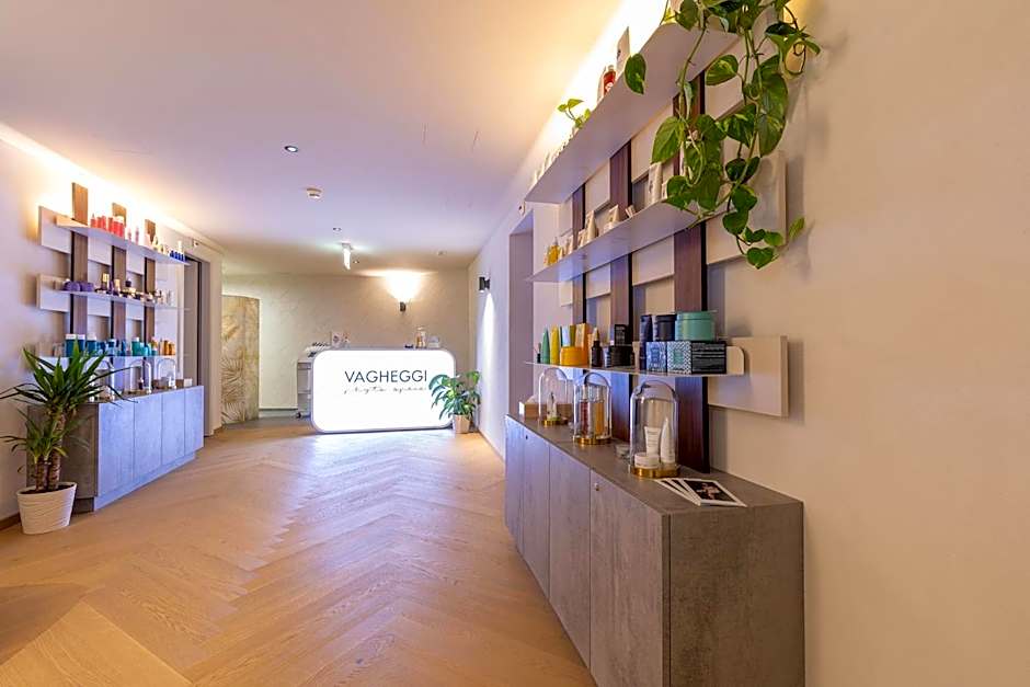 Hotel Central, SPA & LOUNGE BAR