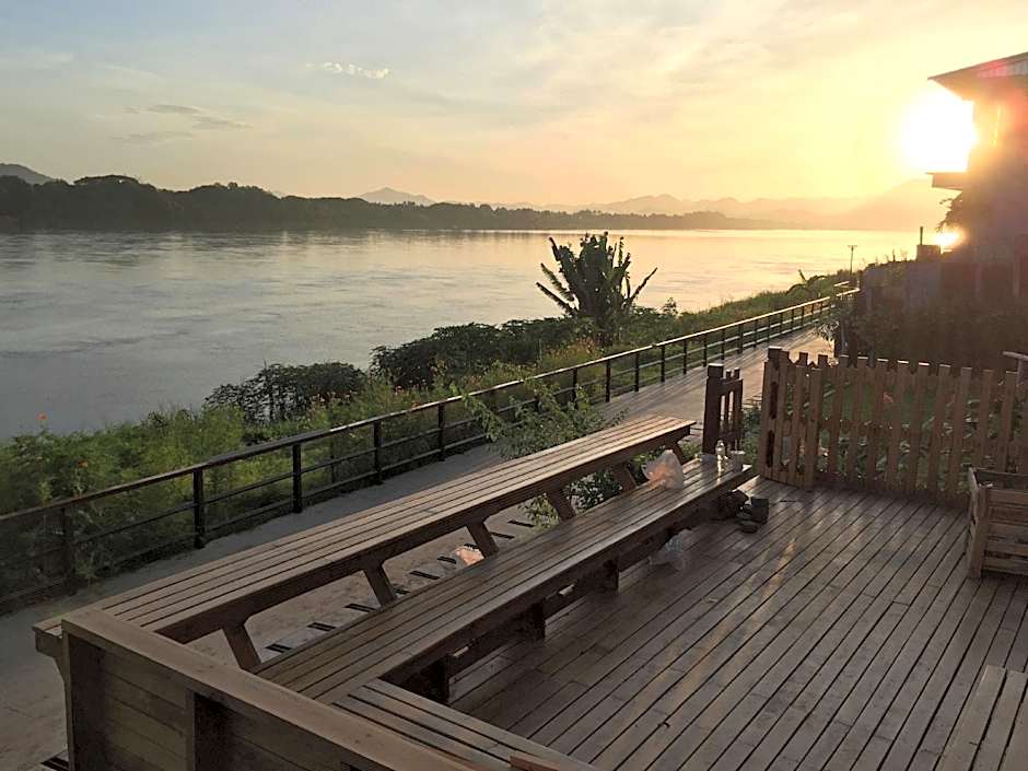With A View Hotel @ Chiangkhan