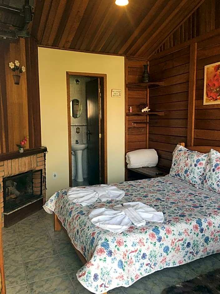 Chalés Eucaliptos -Recanto da Neusa-