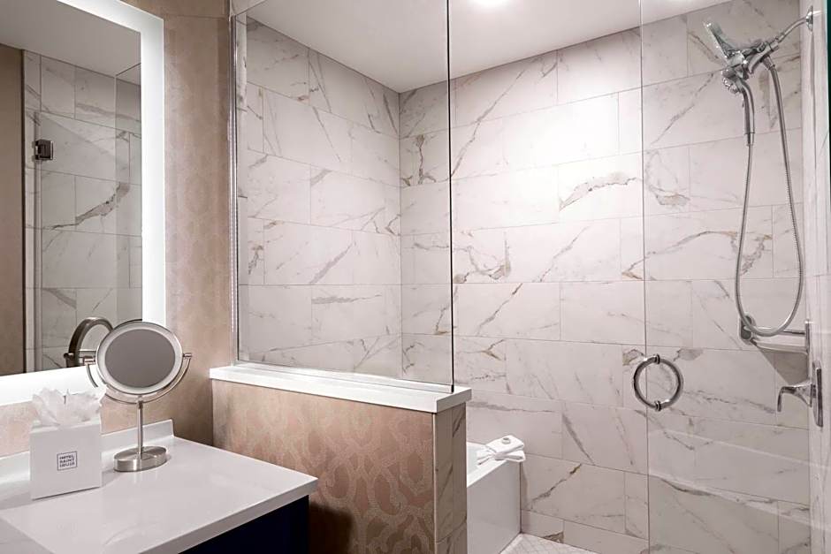 Hotel Saint Louis, Autograph Collection by Marriott
